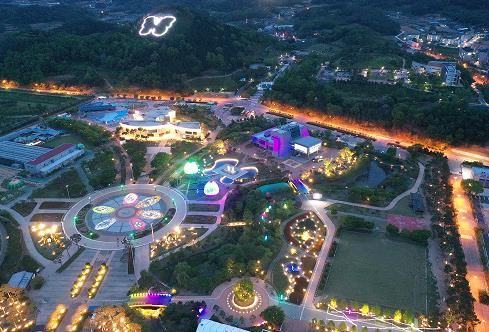 함평천지길 맨발路·엑스포 야간경관·자동차극장 풍성