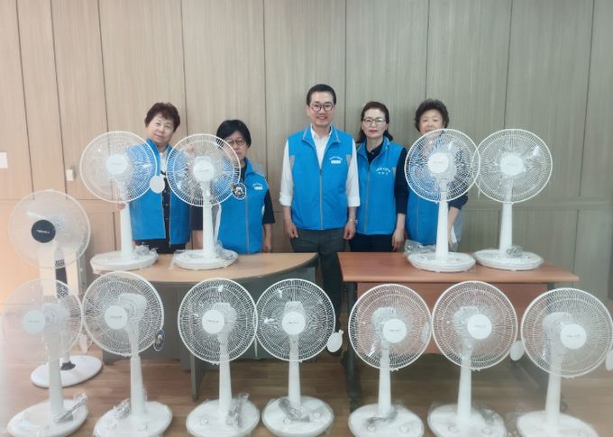 개항동 협의체, 여름철 맞아 취약계층 위한 선풍기 지원 사업