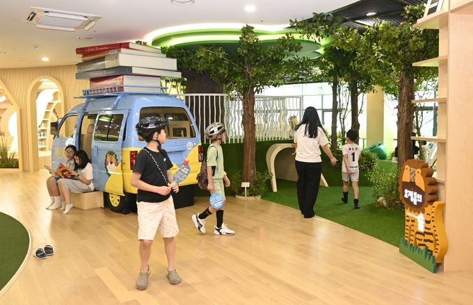 달성어린이숲도서관 사진 (1층 요정들의 숲)