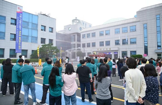 거제시, 합동 소방훈련 연계 화재 대비 민방위 훈련 실시