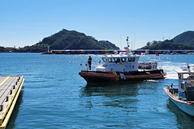 사천해경, 연안구조정 순찰 중인 모습
