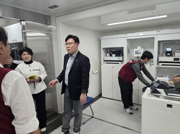 이동옥 행정부지사, 제천시 이동진료서비스 현장방문