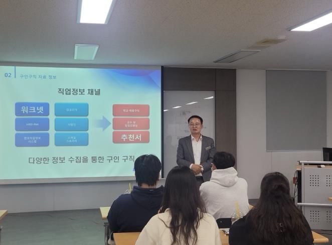 ‘완주취업반’ 대림씨엔씨㈜ 탐방…김재천 부의장, 청년 대상 특강