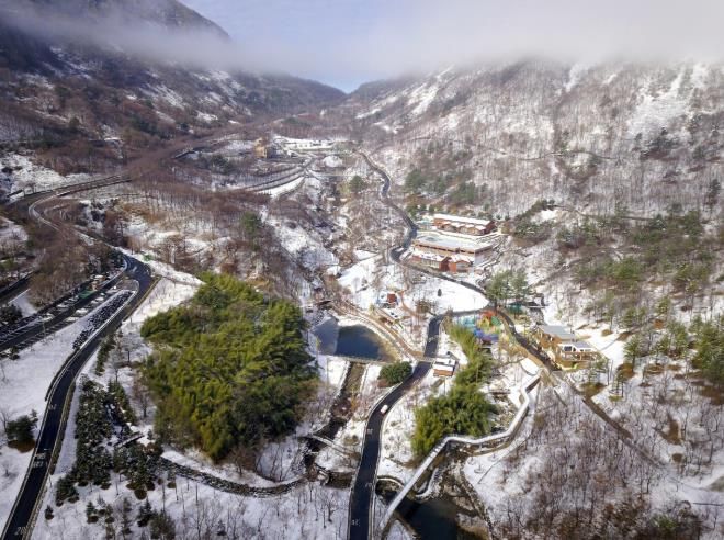 ‘월아산 숲속의 진주’ 올해 10월까지 방문객 50만명 돌파 - 겨울 전경.