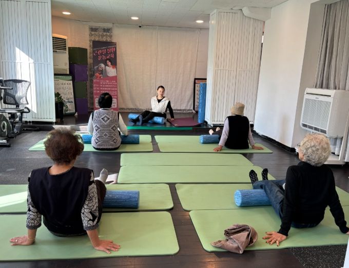 강화군노인복지관, 근 관절 질환 운동 교육