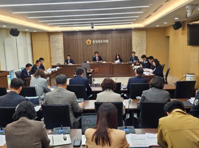 행정문화위, 행감 대비 자치연수원 이전 부지·청풍교 점검