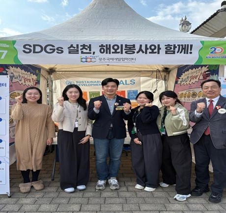 전남대 총학생회장 출신 이명노 시의원과 함께