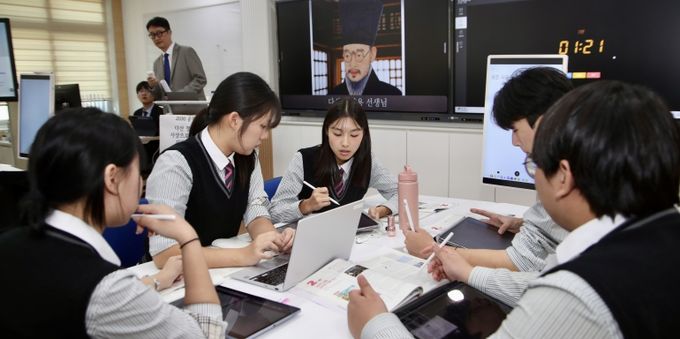 6일 예당고등학교에서 ‘다산 정약용의 사상으로 알아보는 지방자치제도’를 주제로 한 중등 2030교실 수업이 이뤄지고 있다.