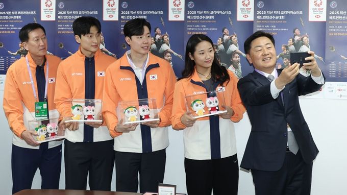 전북 세계를 향한 스매시! 김관영 지사, 국가대표 선수들과 올림픽 공감대 형성