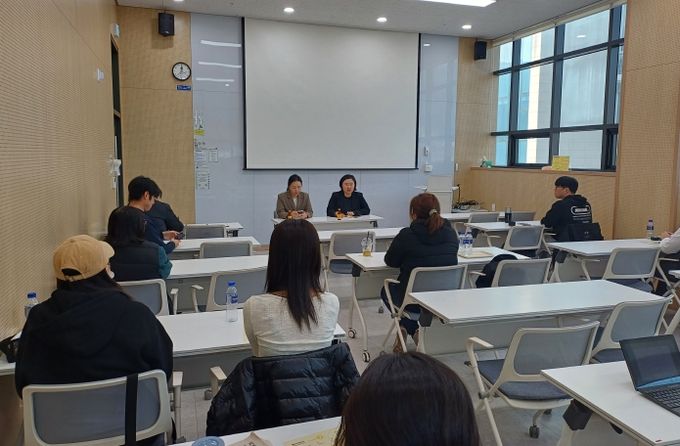 백슬기 의원, 서지영 의원님(청년 인턴 간담회)