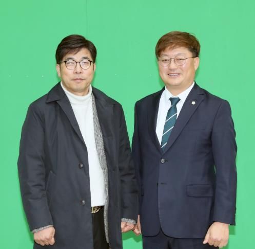 전주시의회 송영진의원 과 피터유 대표