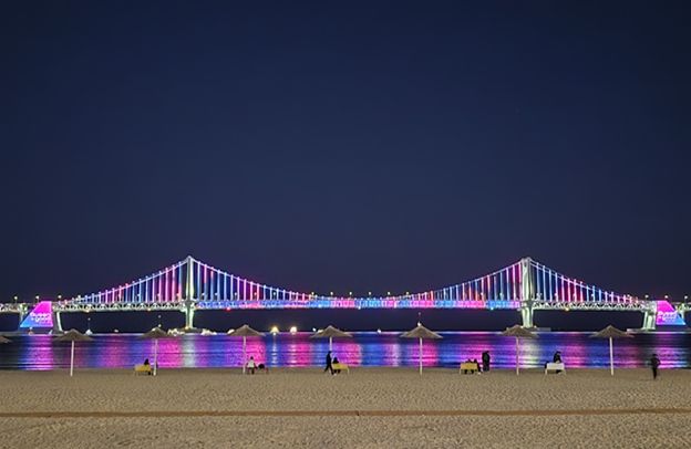 부산의 상징 광안대교, 12년 만에 새 단장