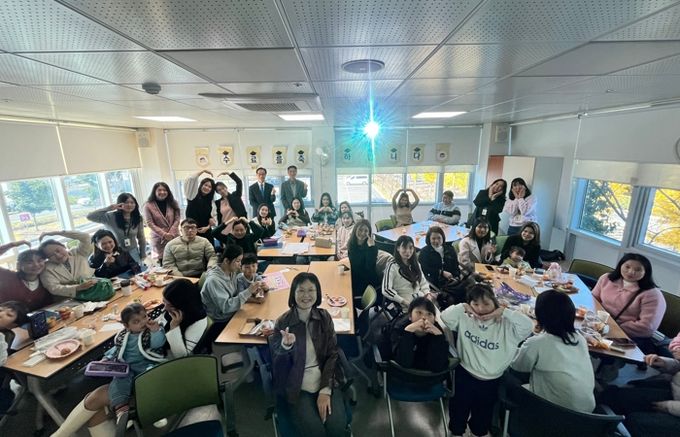 사천시가족센터, 2025 결혼이민자 한국어교실 종강식 열어