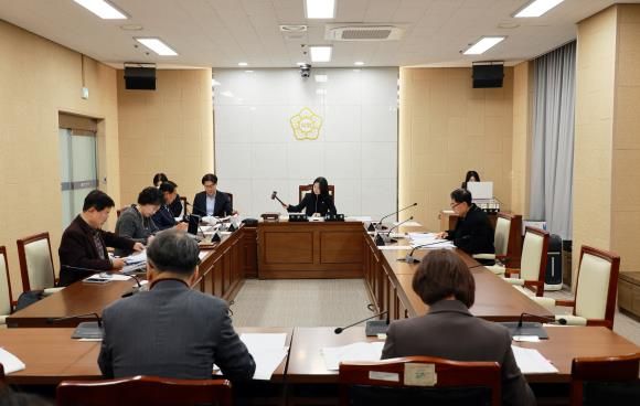 연수구의회 자치도시위원회, 제276회 정례회에서 조례안 등 안건 심의