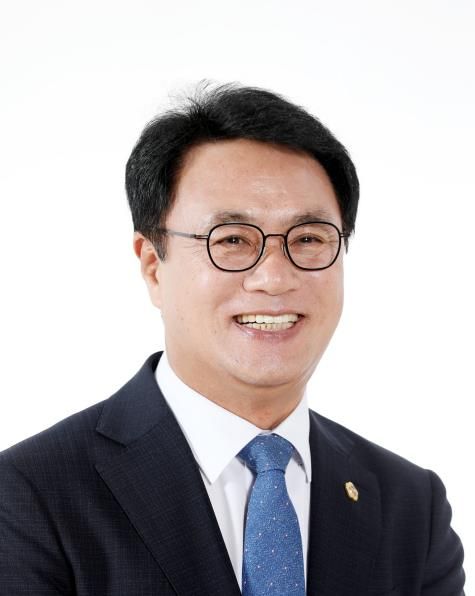 송형곤 전남도의원, “사업은 편성하고, 시군은 포기하고, 도는 감액하고”… 예산 악순환 강력 비판