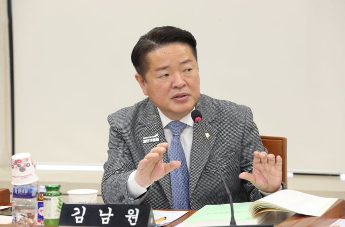 제277회 제2차 정례회 2025년도 행정사무감사 제5일차 활동_김남원 의원)배포용_ 시설관리공단 대한 조치요구