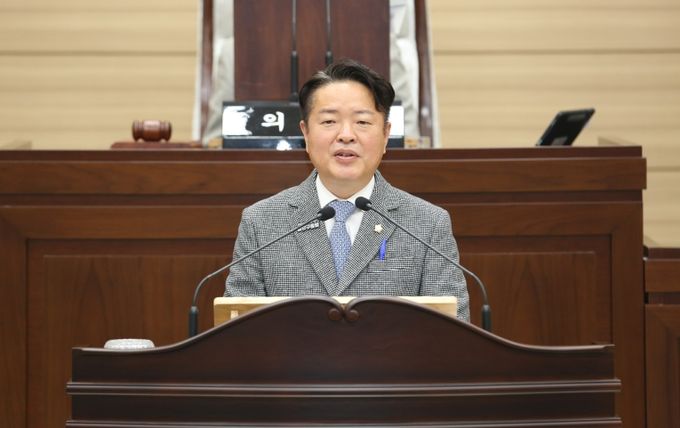 김남원 의원, 마실거리 보행환경 개선사업 공유재산 관리부실 지적