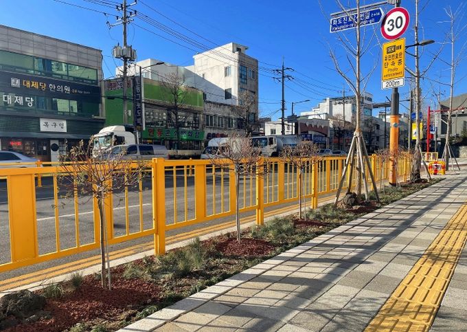 인천 동구, 새천년·화도진로 가로녹지 조성 완료