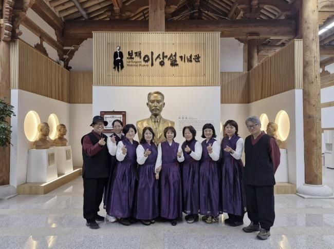 진천군 문화관광해설사 사진