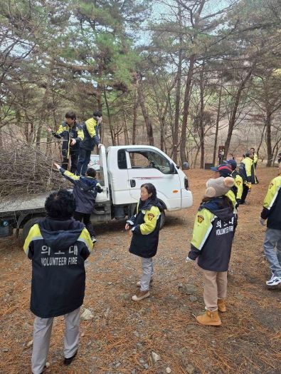 서산소방서, 팔봉면 의용소방대 산불방지·소방차 진입로 확보 위한 예방활동 실시
