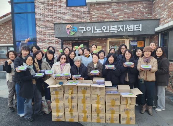 구이노인복지센터 ‘동지팥죽 나눔’ 실시