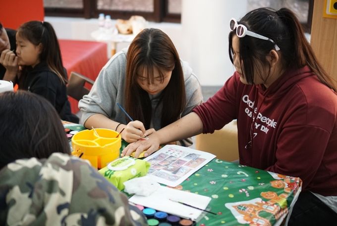 인천시설공단 청소년수련관은 청소년 진로 탐색 프로그램 '미래적성분석' 프로그램을 운영하며 2025년 한 해 동안 자격증 취득을 비롯해 청소년들에게 다양한 진로 적성 탐색 기회를 제공했다.