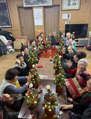 동상생활문화센터 케이크, 미니 트리 만들기 체험