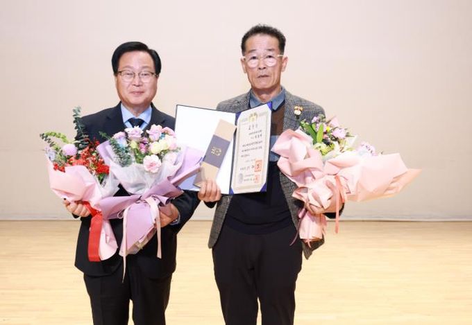 박종배 완주 두억행복드림마을대표, 대통령상 수상