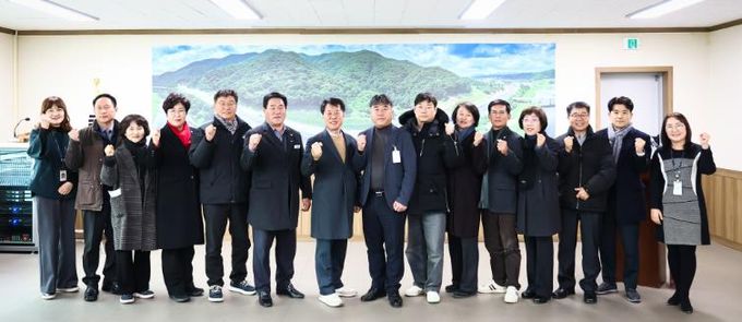 청양군의회, 농어촌기본소득 선진지 연천군 견학