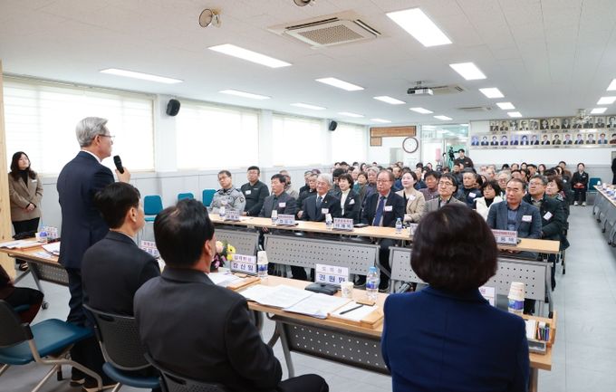 의령군 군민과의 대화 마무리