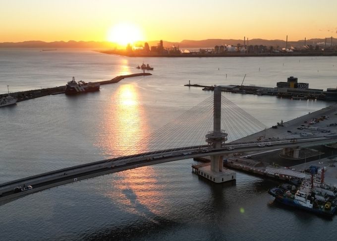 해오름대교 일출 사진.