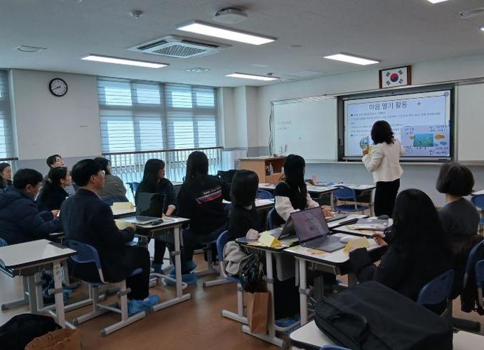 충남교육청, ‘중등 수업나눔 문화 확산’ 을 위한 배움자리 운영