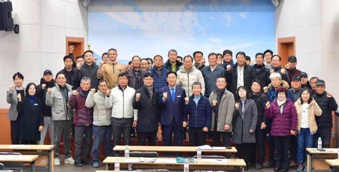 장성군 농자재 선정 심의회 현장.