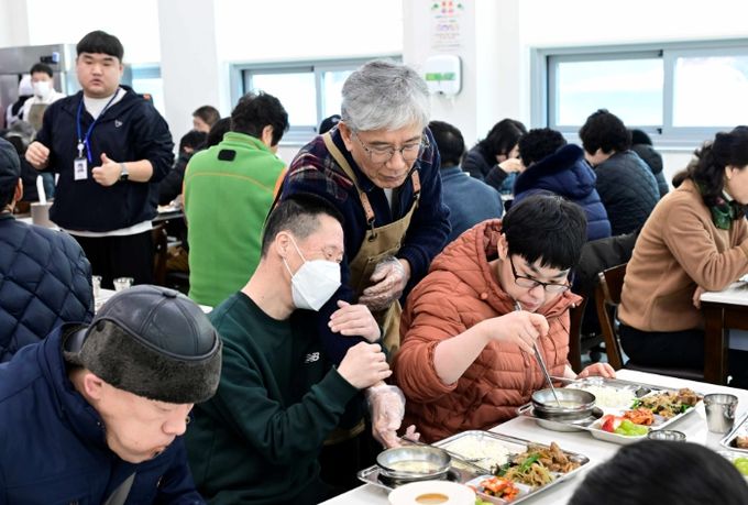순창군 장애인복지관에서 명절음식 나눔 행사