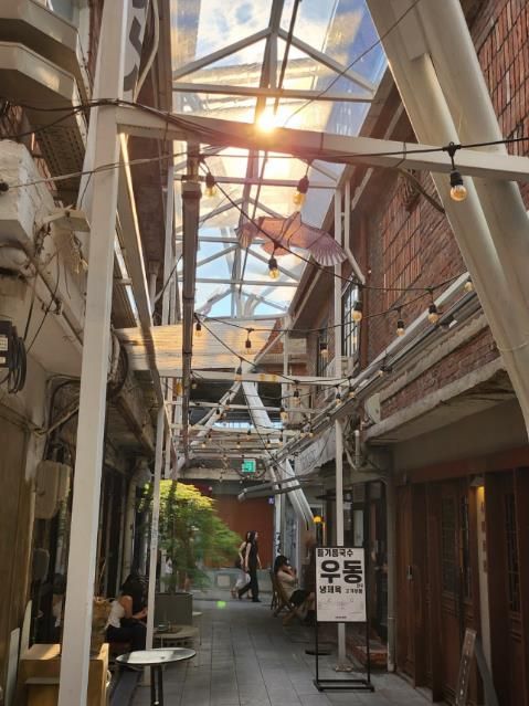 해방촌 신흥시장 내부