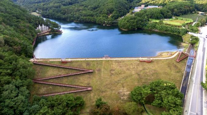 비룡담저수지 전경