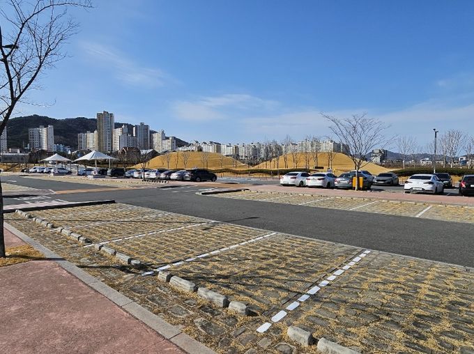 순천시, 오천그린광장 주차장 도색