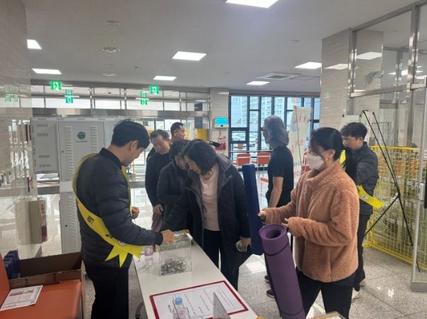 울주군국민체육센터 삼일절 맞아 ‘태극기 달기 운동’성황리 운영