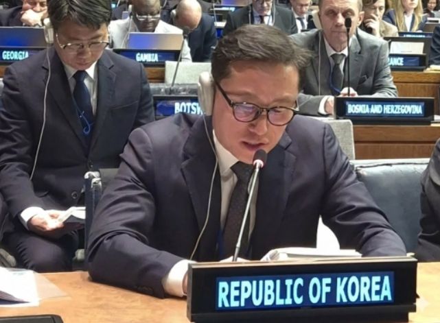 제57차 유엔통계위원회 본회의에서 발언하는 양순필 기획조정관