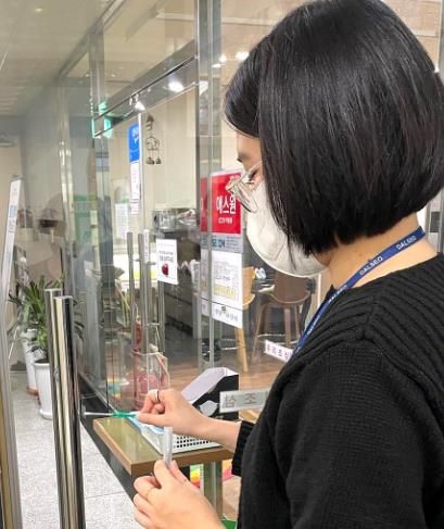 세균측정기 활용 사진