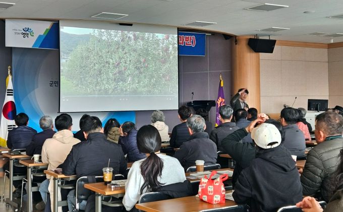 영덕군 2026년 농업인대학 다축형 사과반 교육과정 모습.