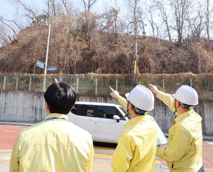 산사태 취약 지역 점검 모습