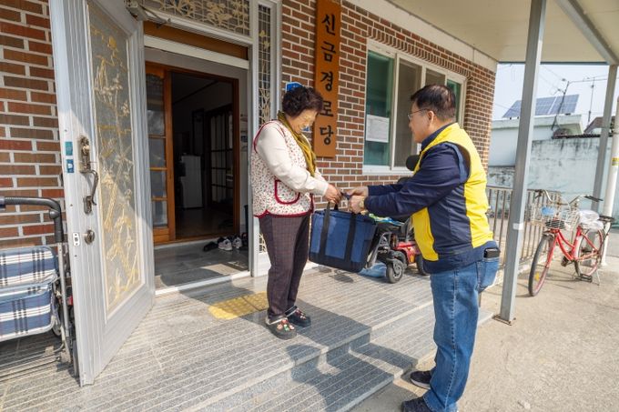 김제시, 정성반찬! 건강밥상!'경로당 밑반찬 배달 지원사업' 확대 추진
