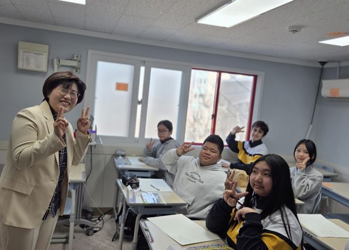 시흥교육지원청,‘드림스쿨, 경기한국어랭귀지스쿨(KLS) 현장 소통’... 이주배경 학생 공교육 안착 지원