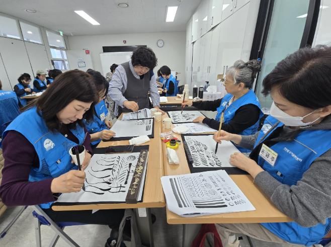 인천중구자원봉사센터, ‘캘리그라피 전문봉사단 양성 교육’ 전개