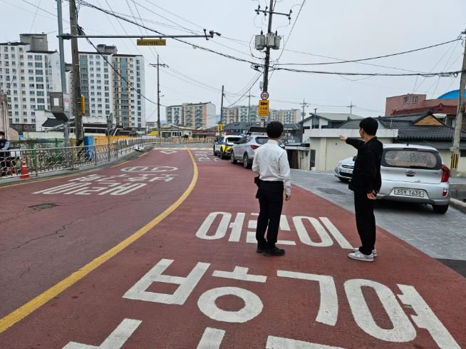 함안군, 초등학교 개학기 맞아 위해 요소 안전점검 실시