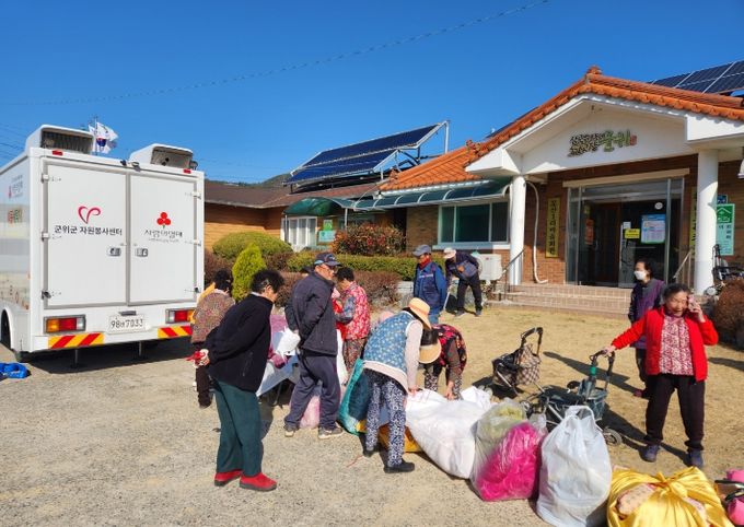 ‘세상을 잇는 빨래방’이동세탁차량 운영