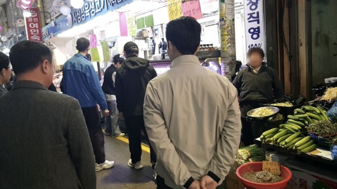 온양온천시장 고객선 지키기 캠페인 진행 사진