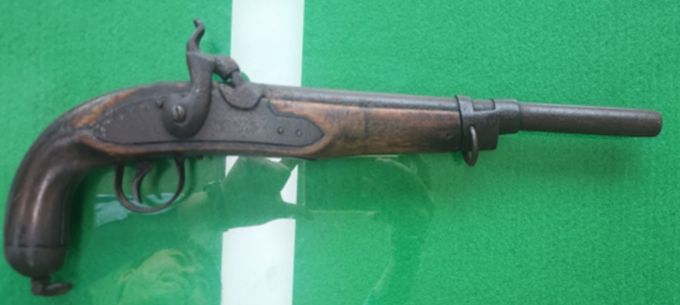 (2026년 유물수집에 열을 올리는 홍주성역사관)_뇌관식 기병총(19세기 추정)