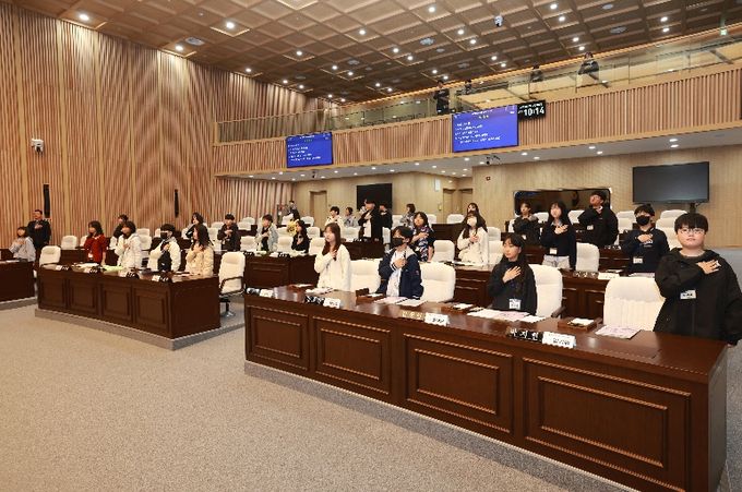 청주 봉정초교 대상 청소년 의회교실